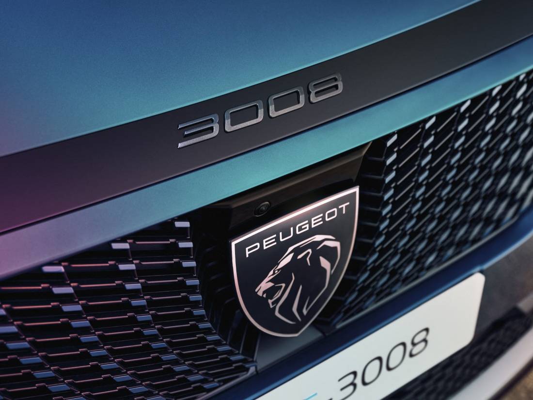 PEUGEOT_E_3008_2309PJ_308_FR